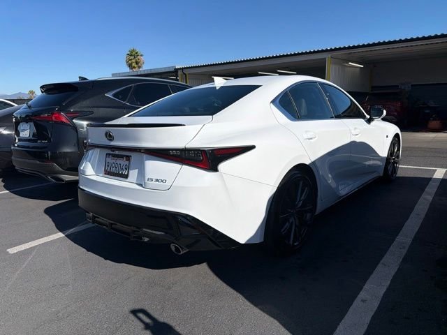 Certified Used 2025 ULTRA WHITE Lexus 300 image 4
