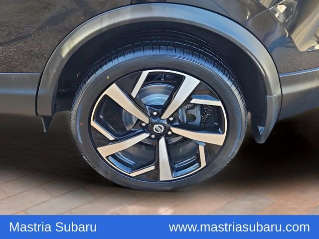 Used 2022 Magnetic Black Pearl Nissan SL image 36