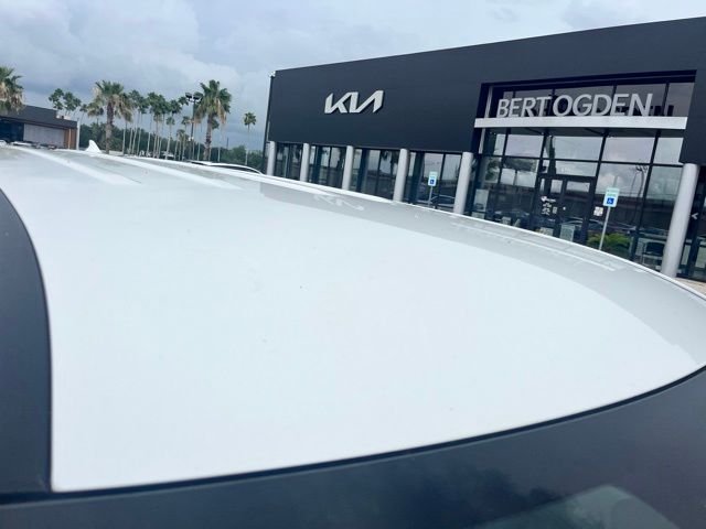 Used 2023 White Kia LX Seat Package image 7