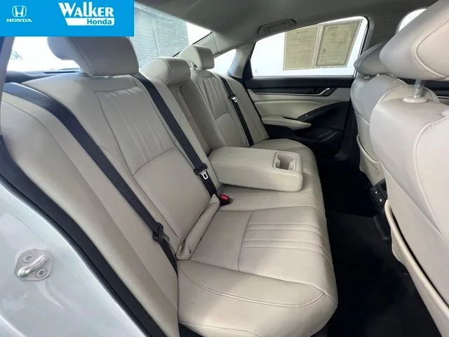 Used 2022 White Honda Touring image 41