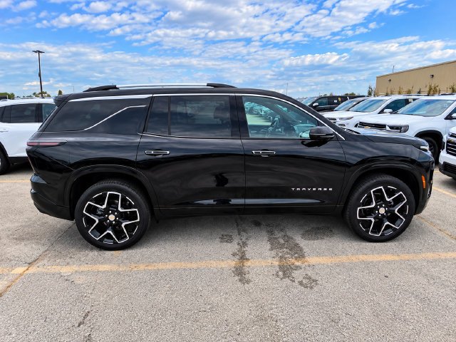 Used 2025 Mosaic Black Metallic Chevrolet High Country image 3