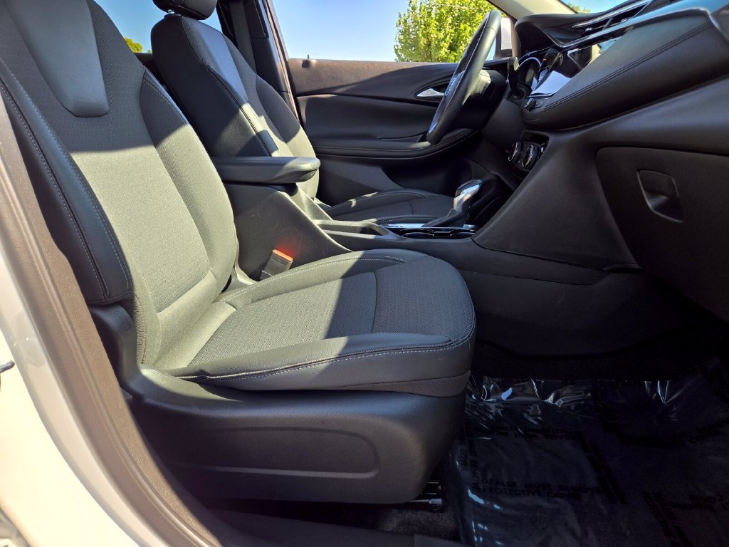 Used 2023 SUMMIT WHITE Buick Preferred image 15