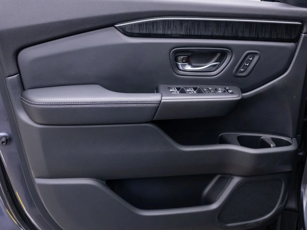 2023 Honda Pilot Elite - Photo 14
