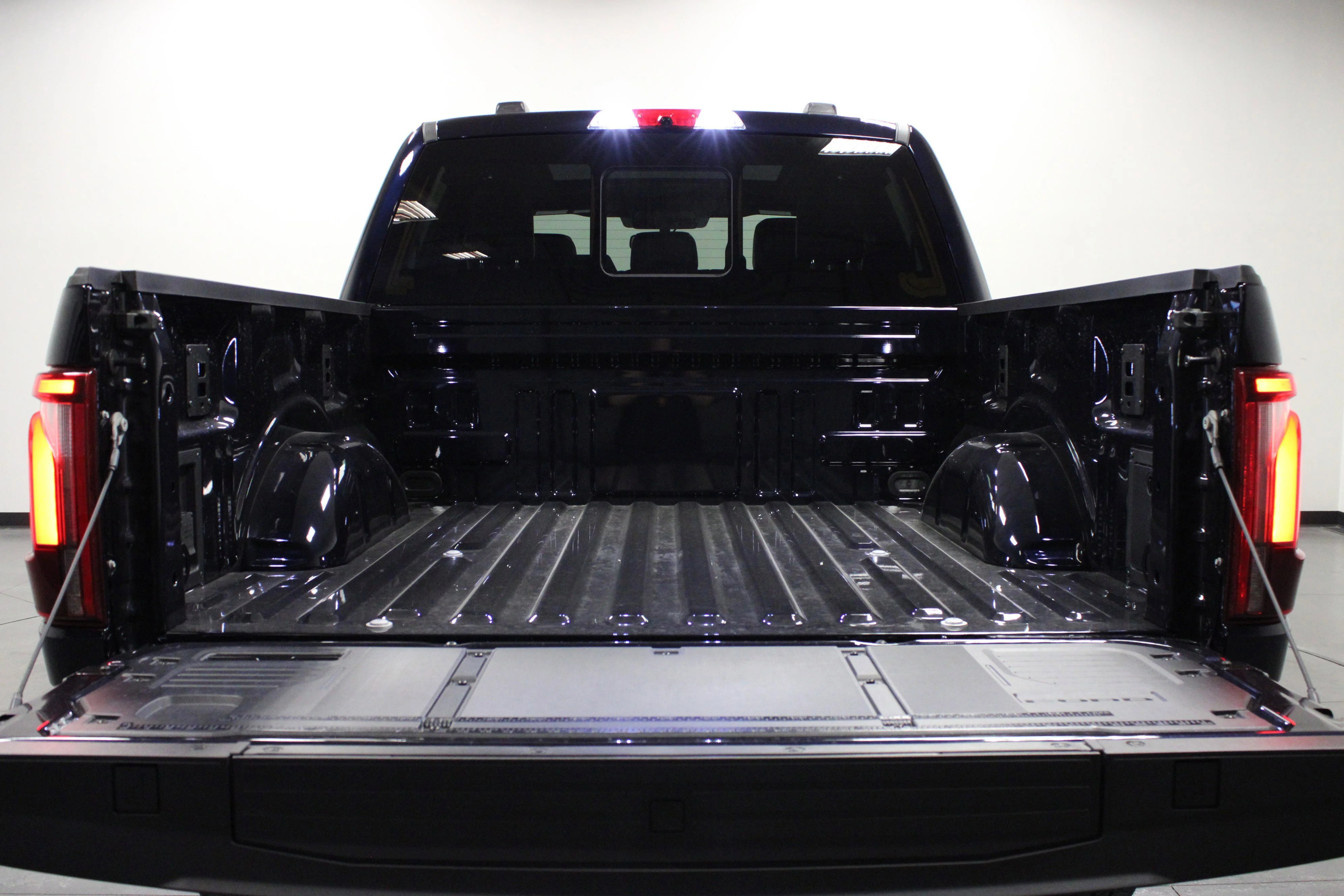New 2026 Antimatter Blue Metallic Ford Platinum® image 14