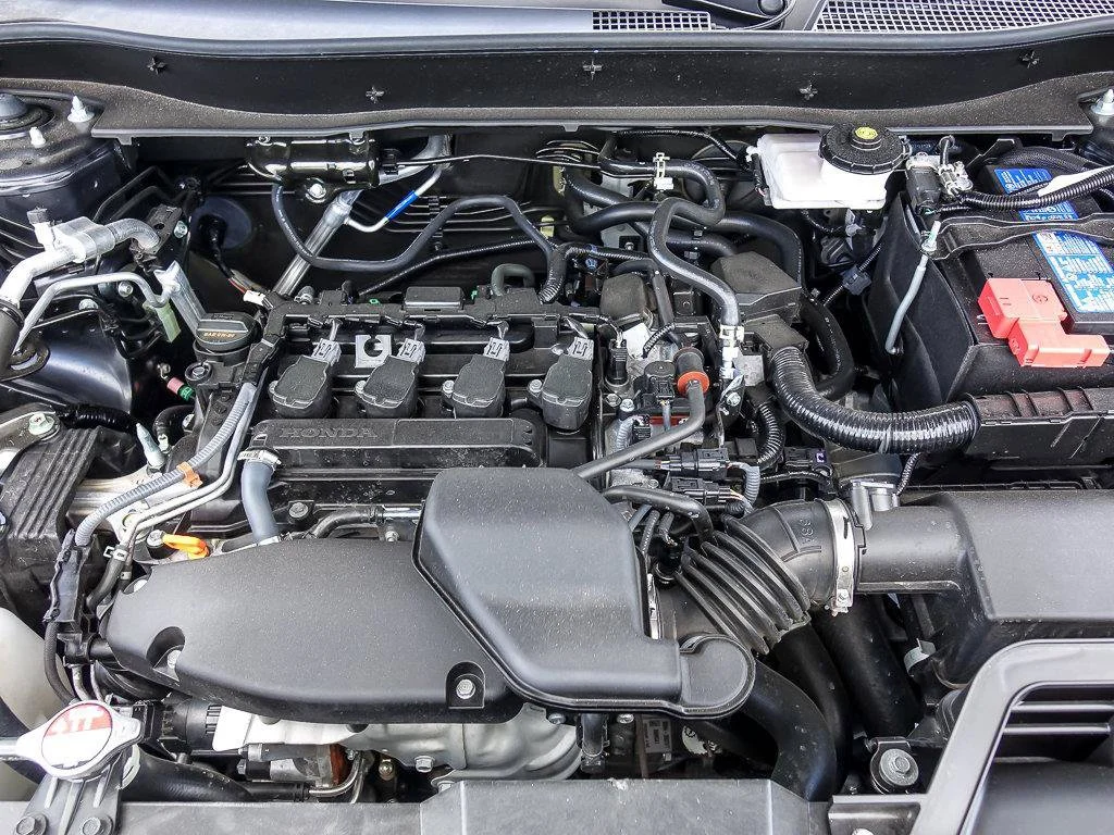 Used 2025 Gray Metallic Honda LX image 31