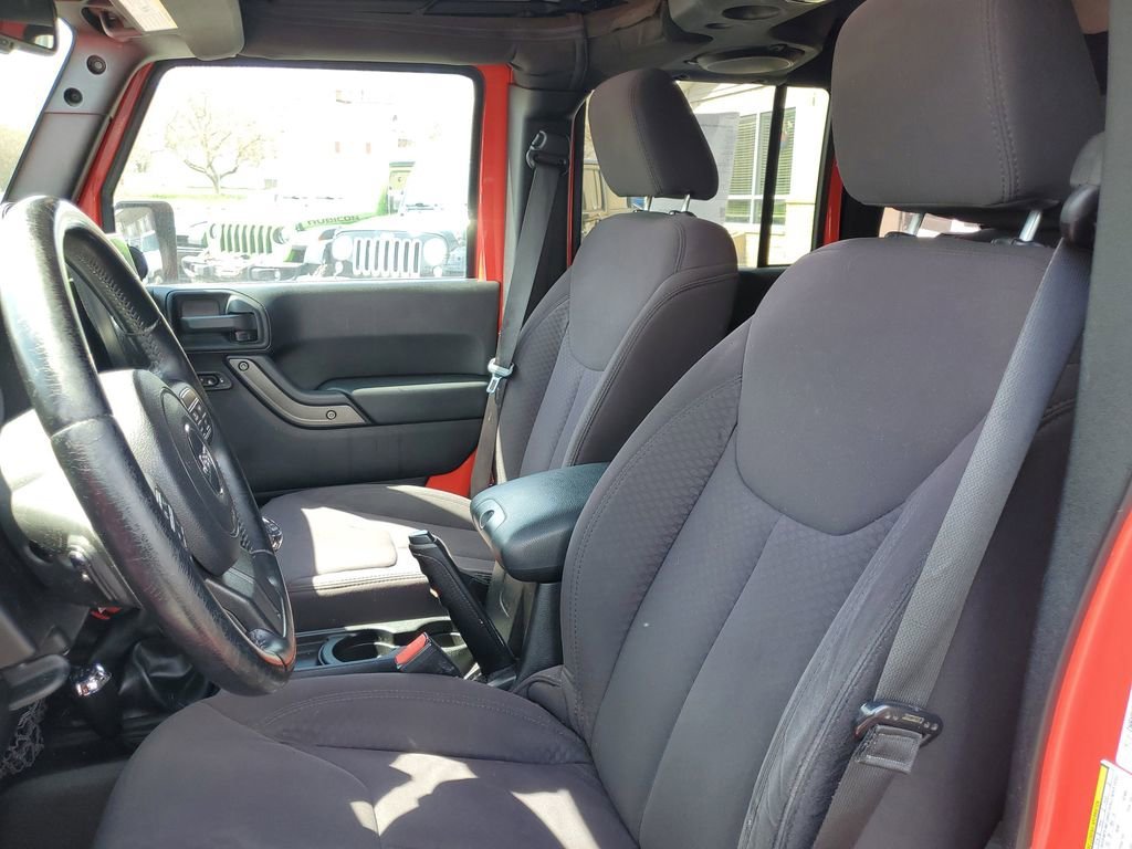 2013 Jeep Wrangler Unlimited Sport - Photo 18