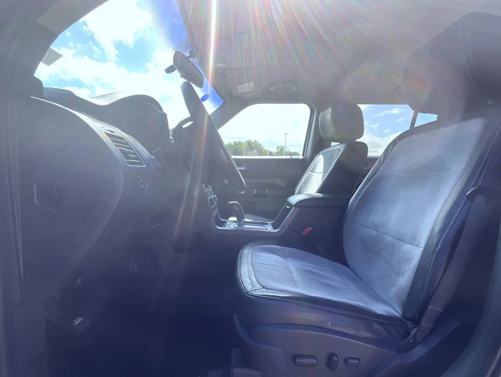 Used 2012 Silver Ford Titanium image 11