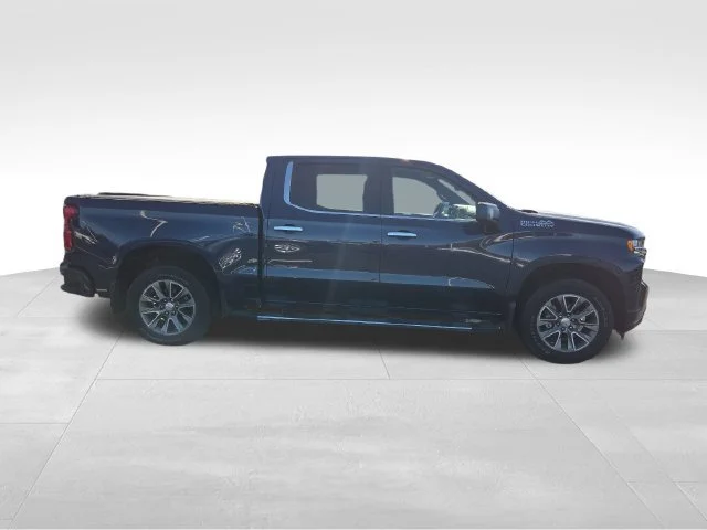 Used 2021 Blue Chevrolet High Country image 7