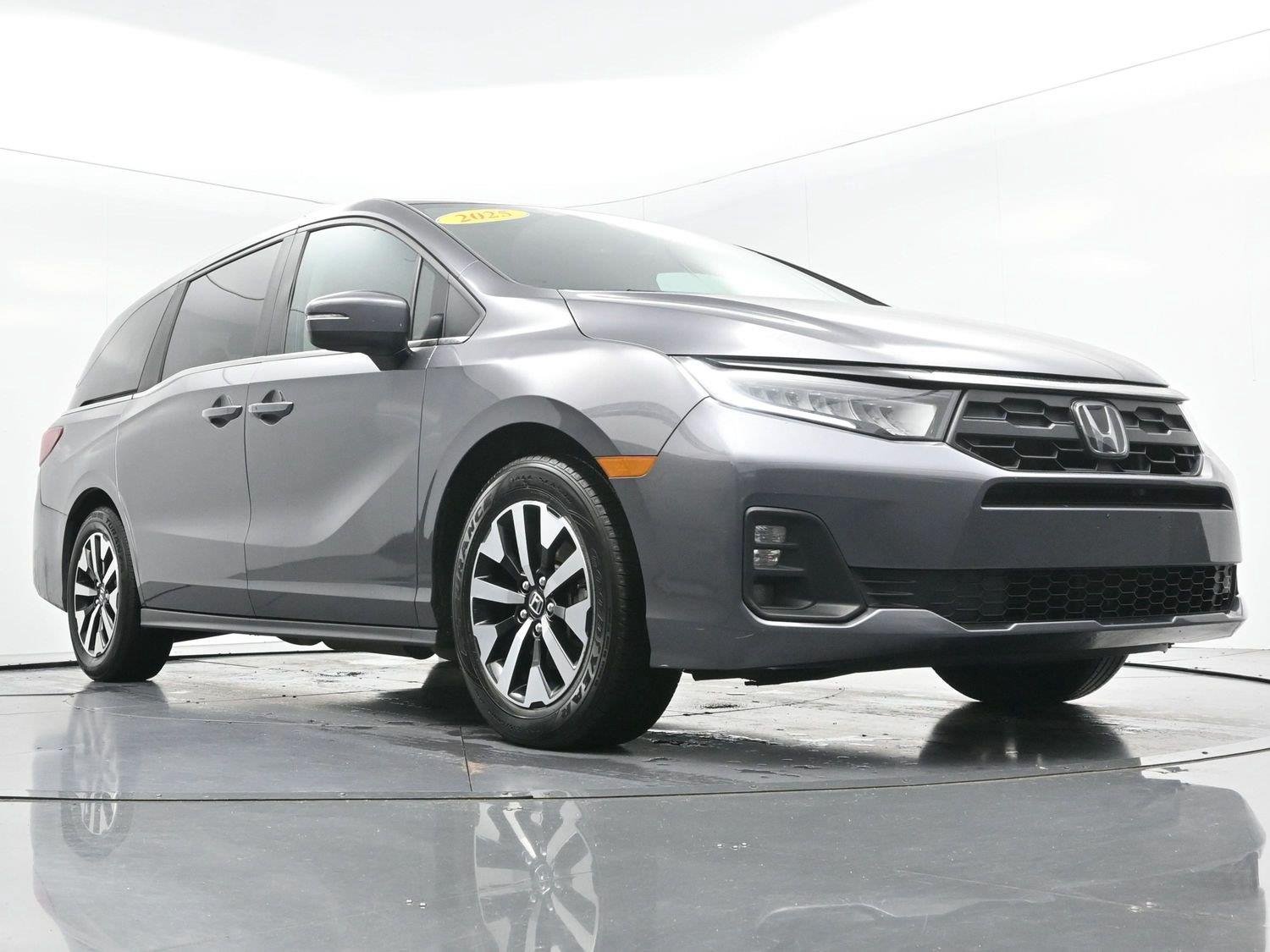 Used 2025  Honda EX-L image 52