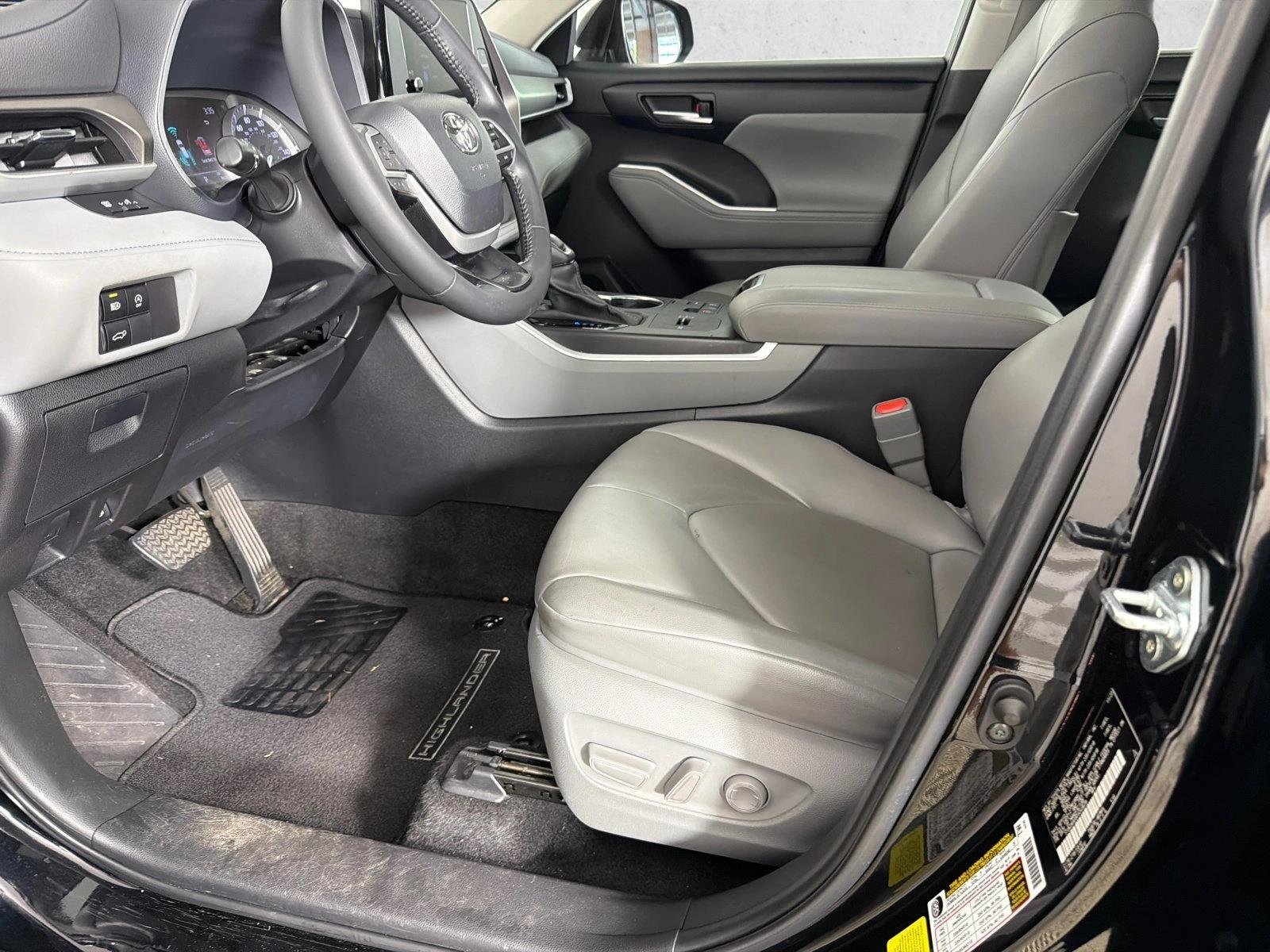 Used 2023 Midnight Black Metallic Toyota XLE image 10