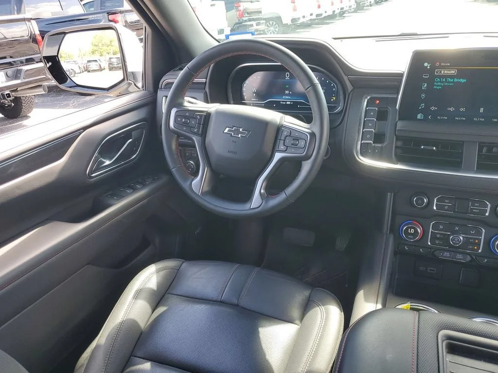 Used 2024 Summit White Chevrolet RST image 15