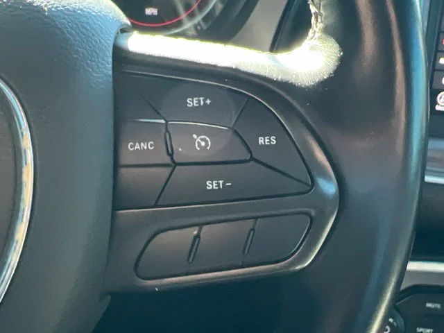 Used 2021 Black Dodge SXT image 17