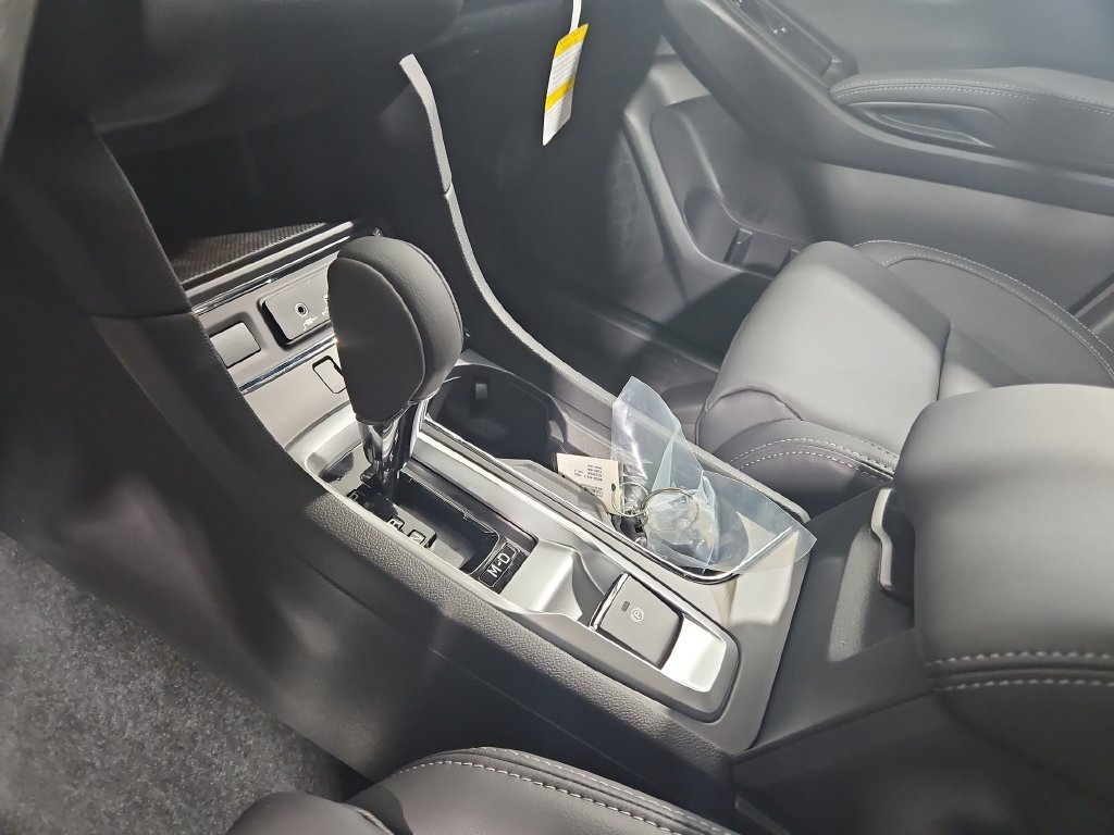 New 2027 White Subaru Premium image 22