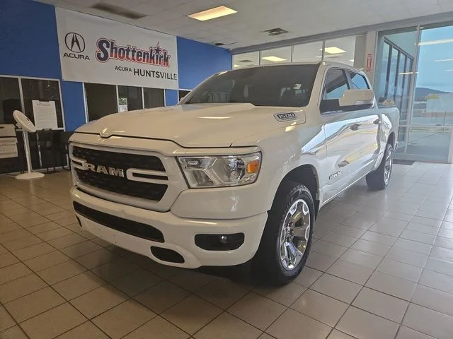 2022 RAM 1500 Big Horn/Lone Star 4x4 Crew Cab 5'7's photo