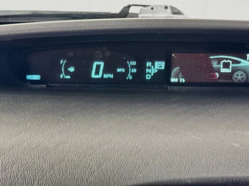 Used 2015 Blizzard Pearl Toyota Two image 15