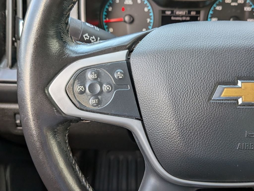 Used 2022 White Chevrolet LT image 20