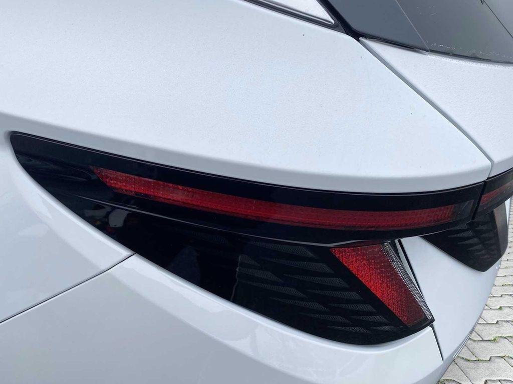 New 2026 White Hyundai SEL Premium FWD image 11