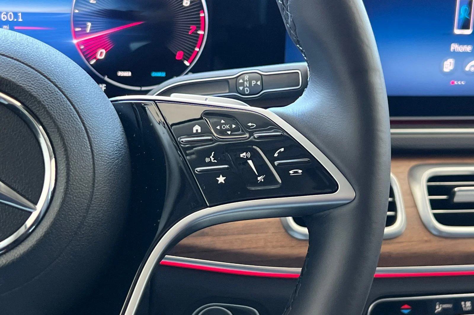Used 2025 Gray Mercedes-Benz GLE 350 image 30
