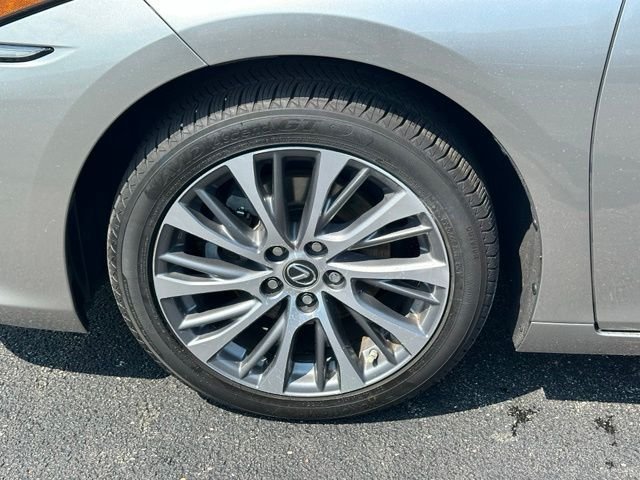 Used 2021 Silver Lexus 250 image 8