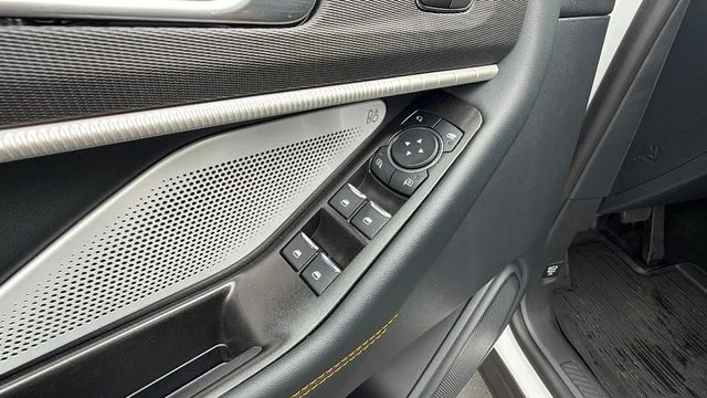 New 2026 Star White Metallic Tri-Coat Ford Tremor® image 20