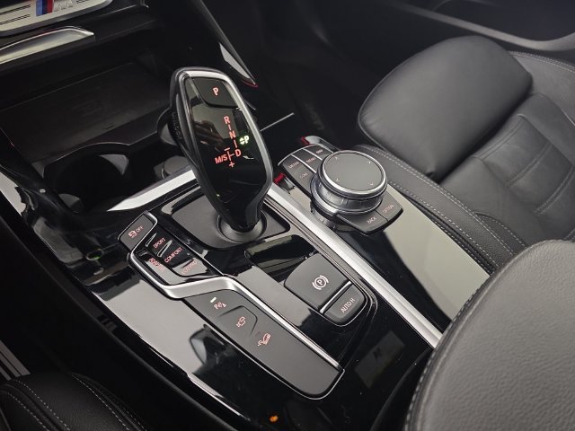 Used 2021 Black Sapphire Metallic BMW M40i image 18