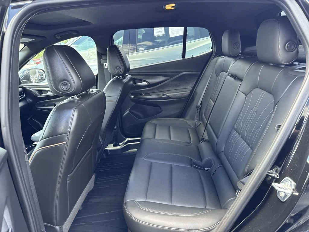 Used 2024 Black Buick Avenir image 22
