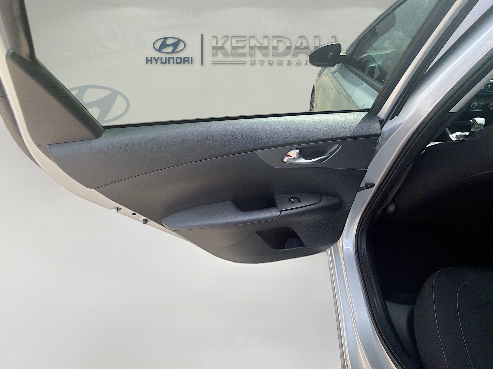Used 2021 Silky Silver Kia LXS image 22