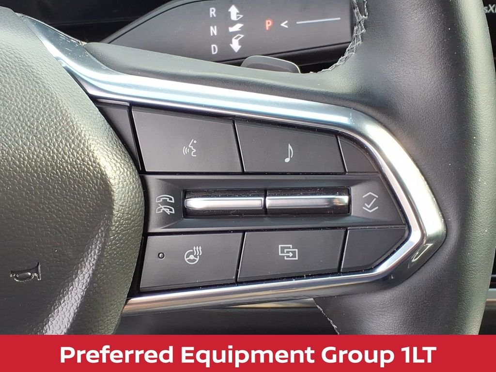 Used 2025 Summit White Chevrolet LT W/SAFETY & TECHNOLOGY PKG image 14