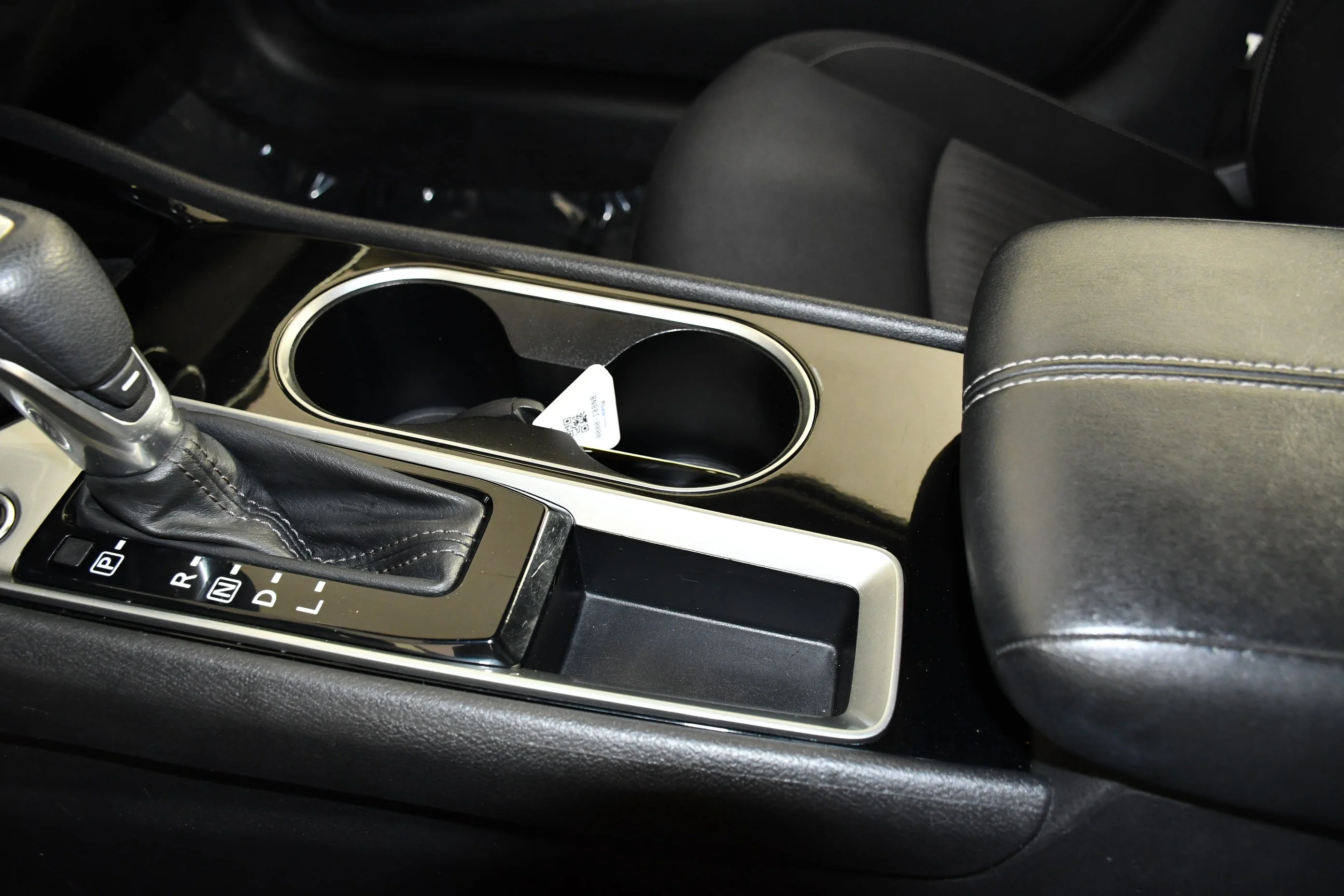 Used 2024 Gun Metallic Nissan 2.5 SV image 31