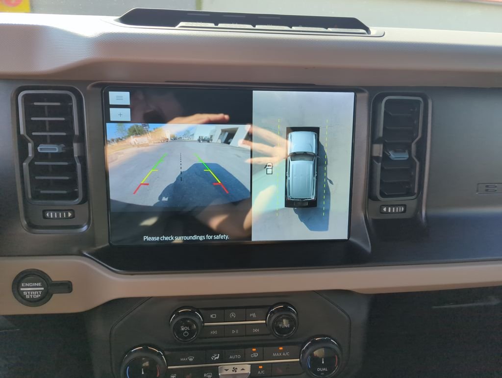 Used 2022 Green Ford Wildtrak image 24