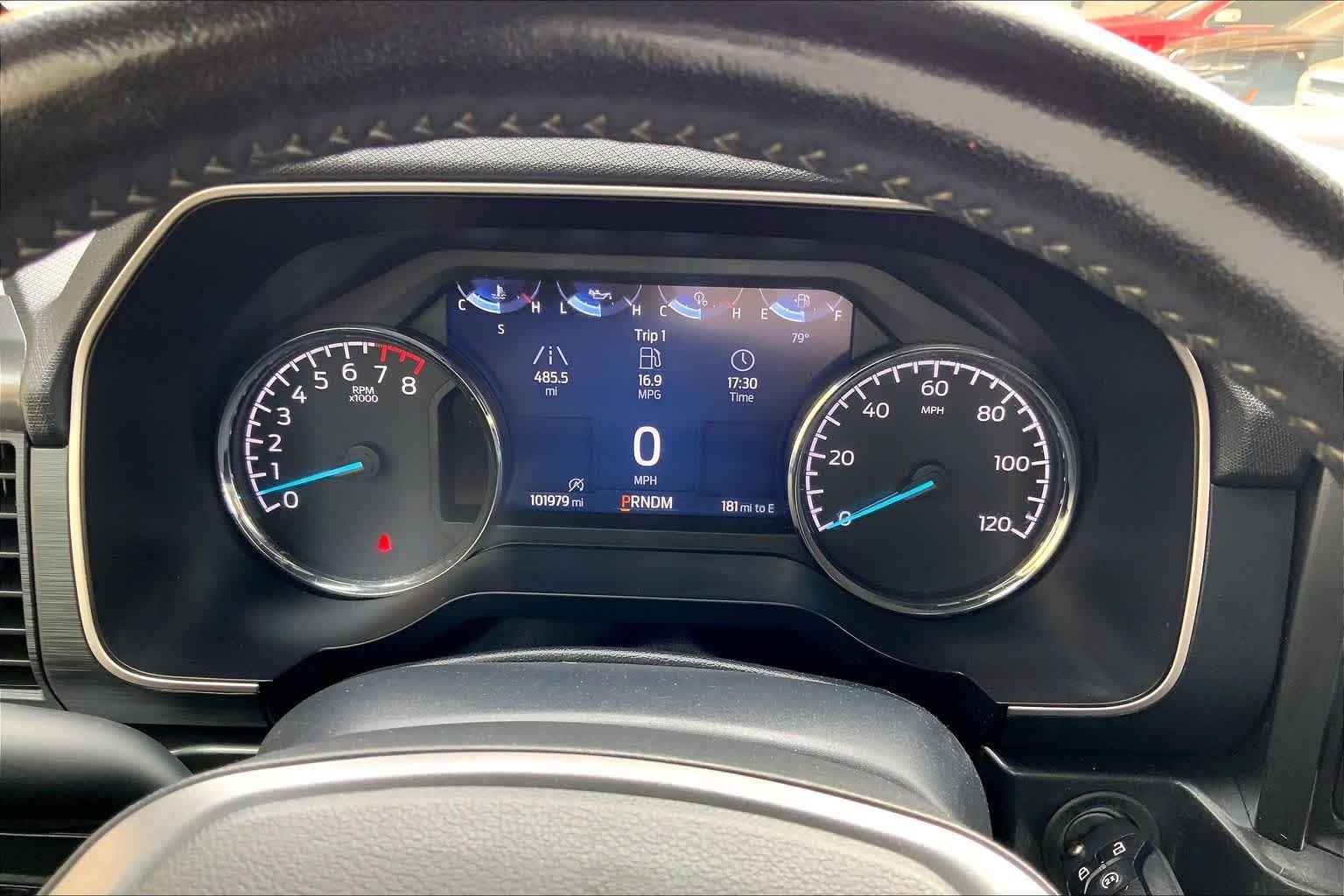 Used 2021 Oxford White Ford XLT image 25