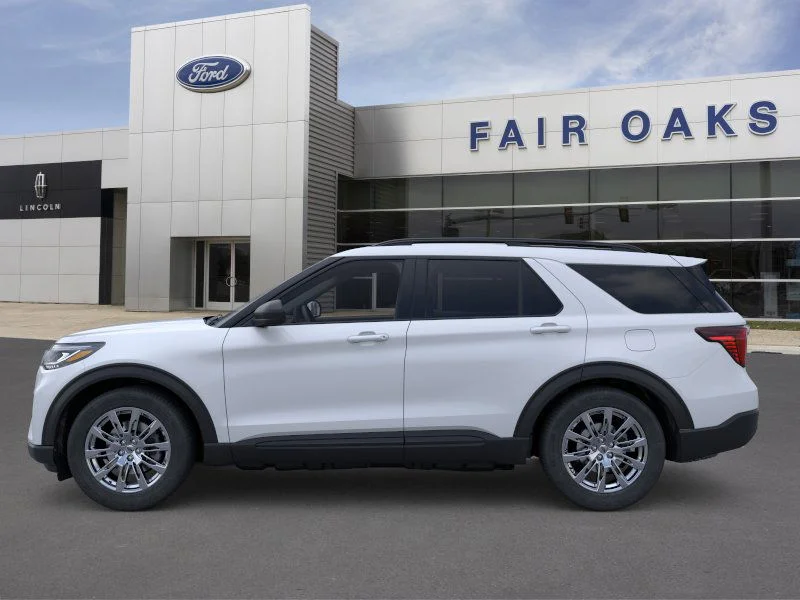 New 2026 Space White Metallic Ford Active image 25