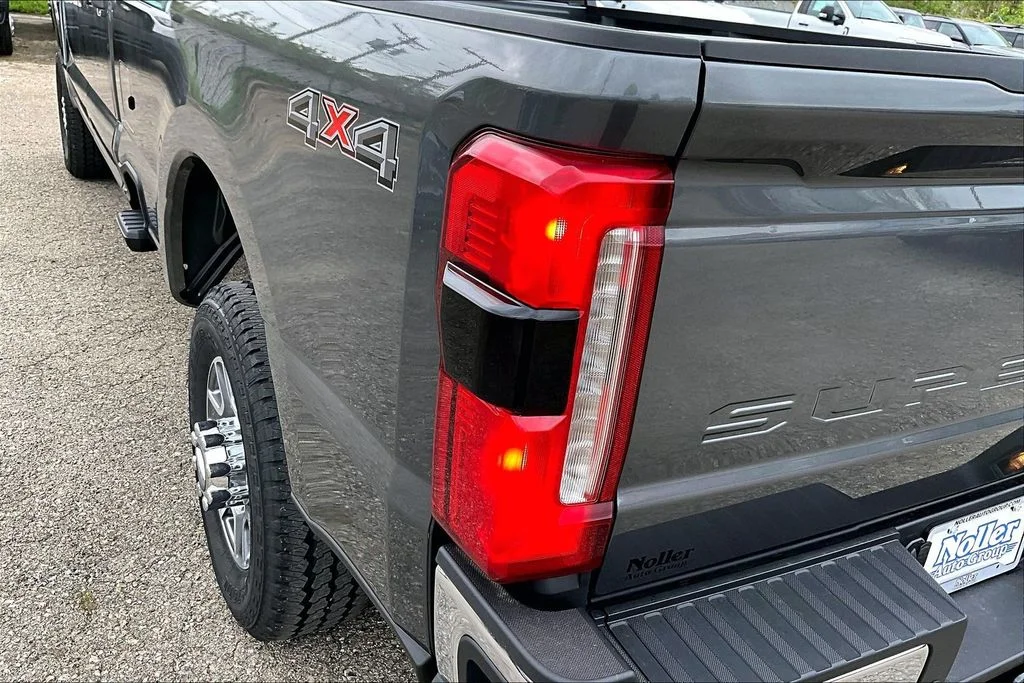 New 2026 Gray Ford F-350® Lariat® image 29