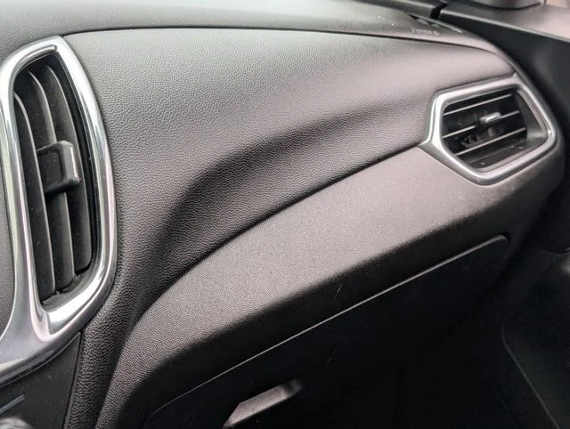 Used 2019 Silver Chevrolet LT image 31