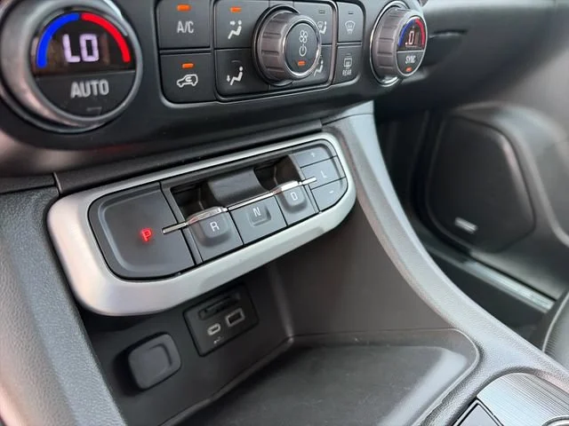 Used 2023 STERLING METALLIC GMC SLT image 26