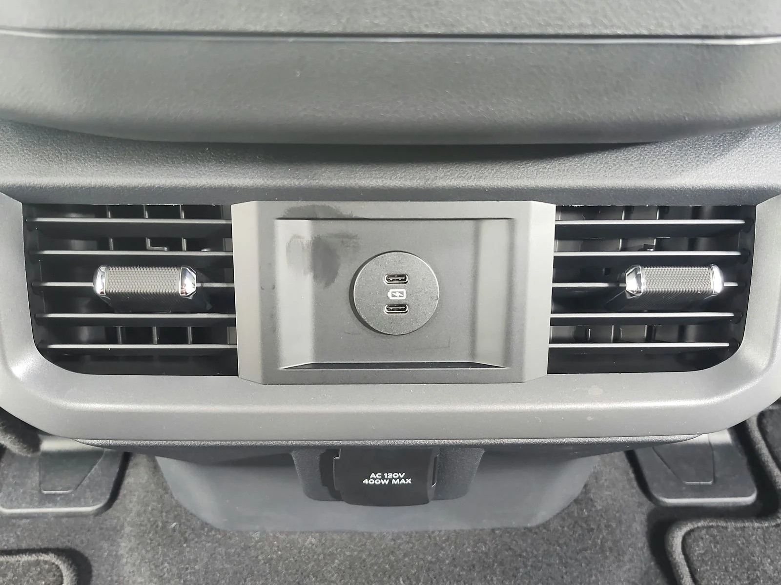 New 2026 Oxford White Ford XLT image 41