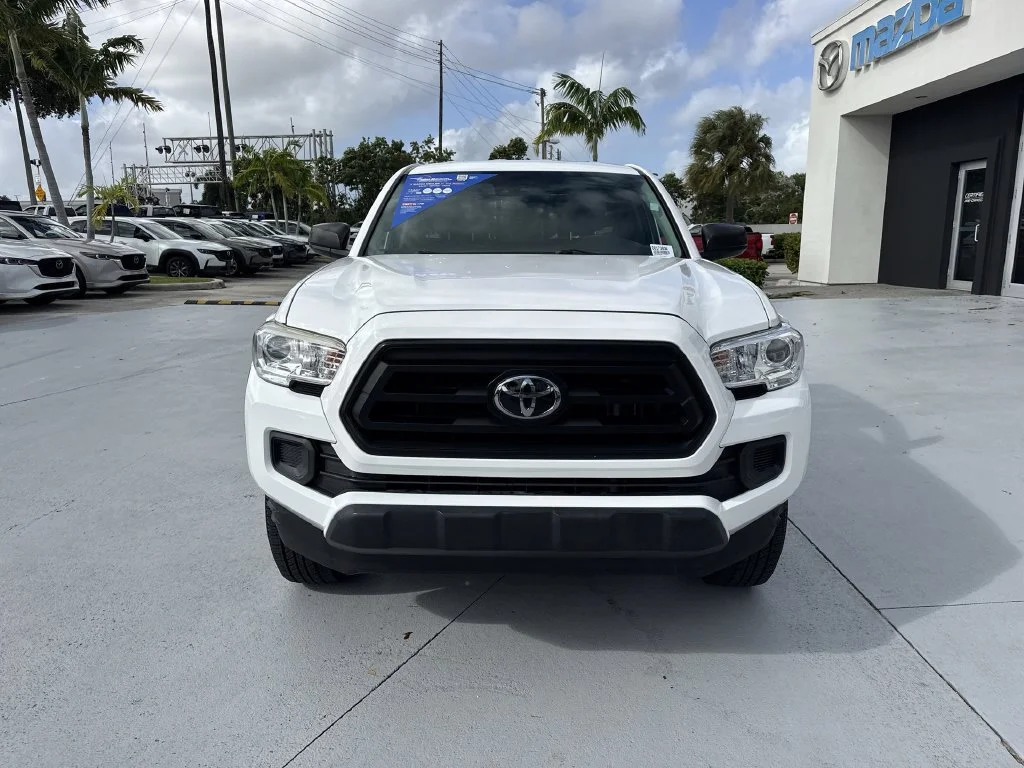 Used 2020 Super White Toyota SR image 8