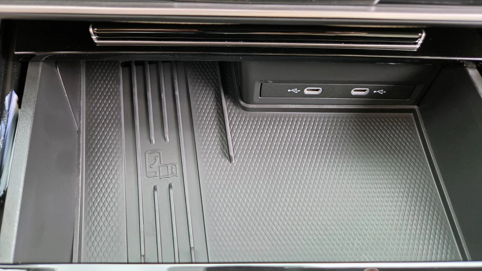 New 2026 opal white pearl Volkswagen 2.0T SE w/Technology image 36