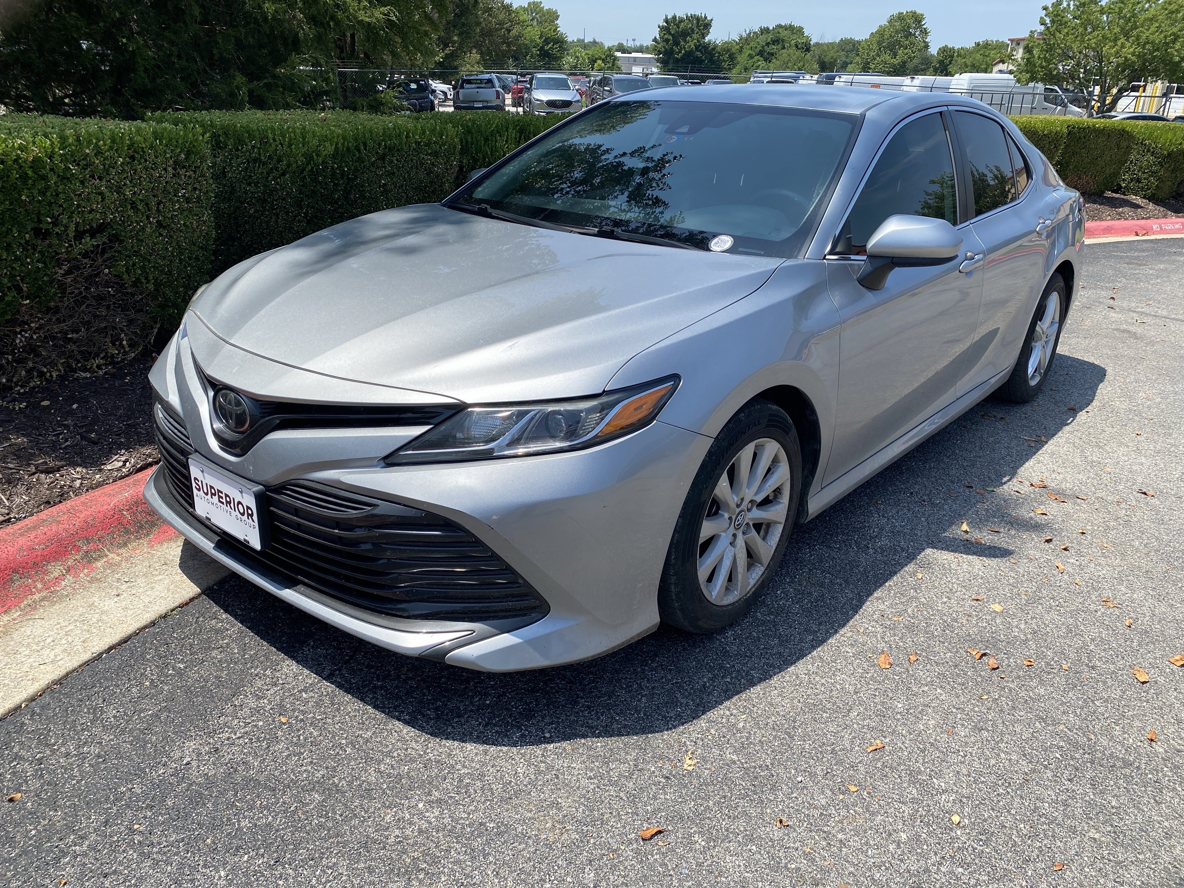 Used 2019  Toyota LE image 10