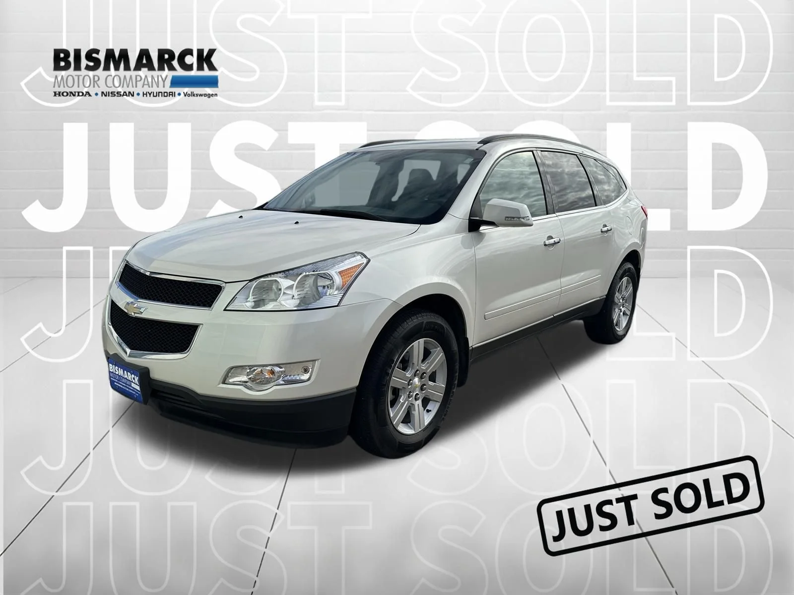 2011 Chevrolet Traverse 2LT AWD's photo