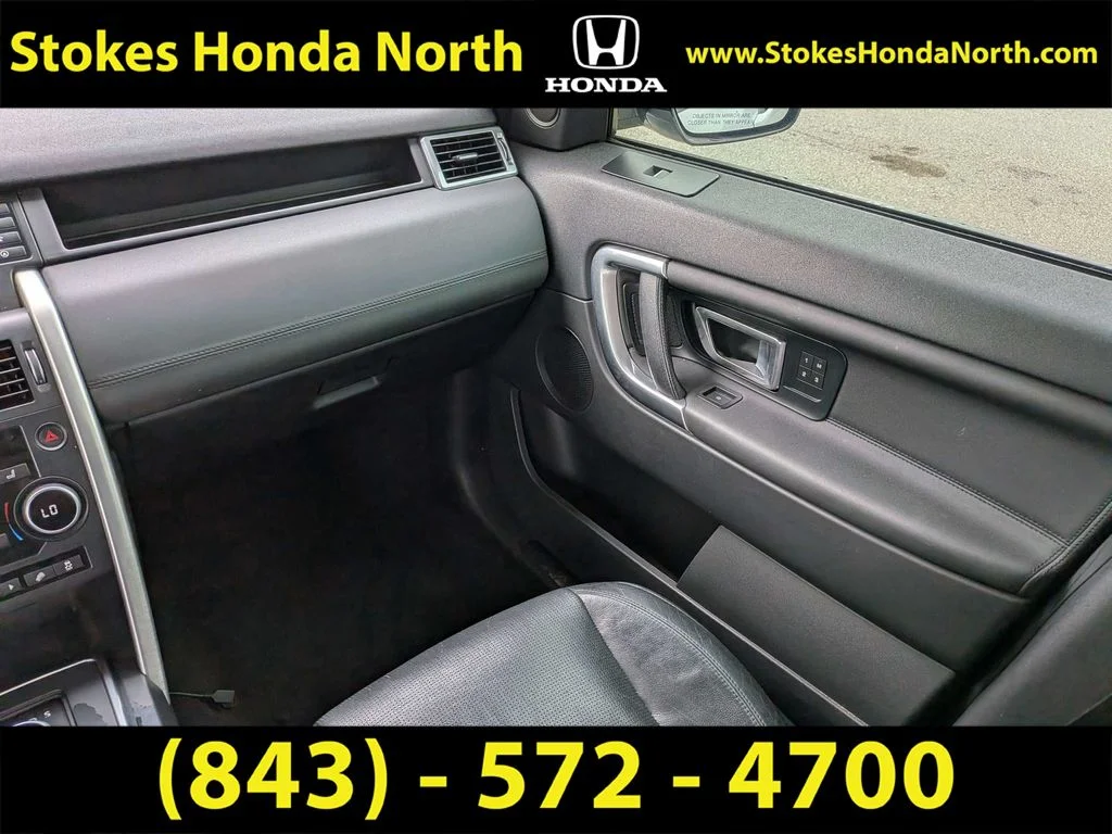 Used 2015  Land Rover HSE image 18