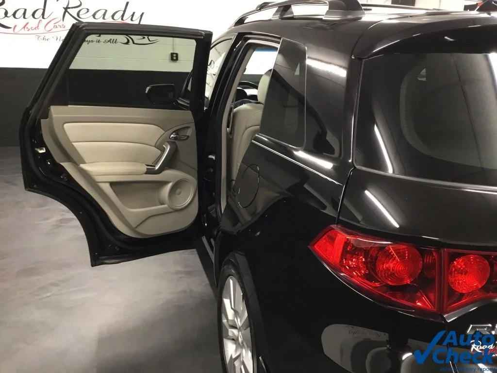 Used 2011 Black Acura Base image 25