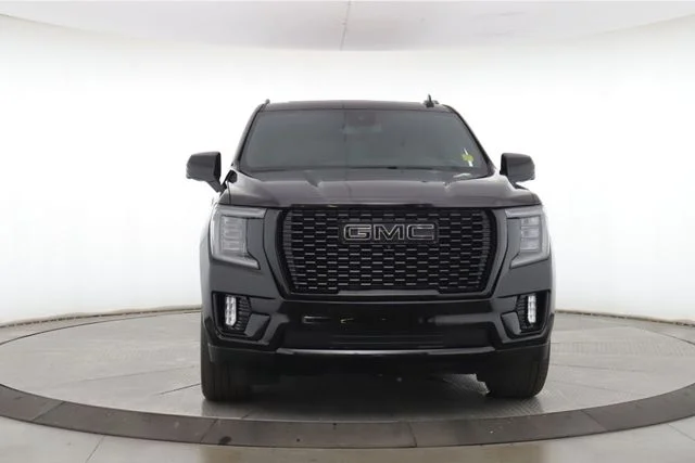 Used 2023 Black GMC Denali image 12