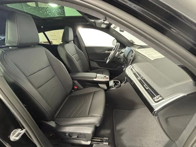 New 2026 Black Sapphire Metallic BMW xDrive28i image 39