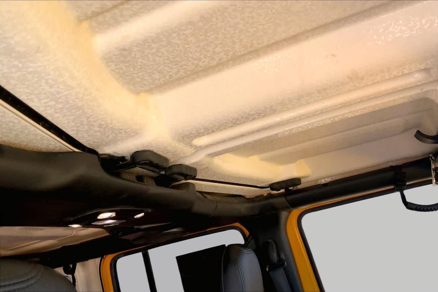 Used 2020 Hellayella Clearcoat Jeep Sport S image 14