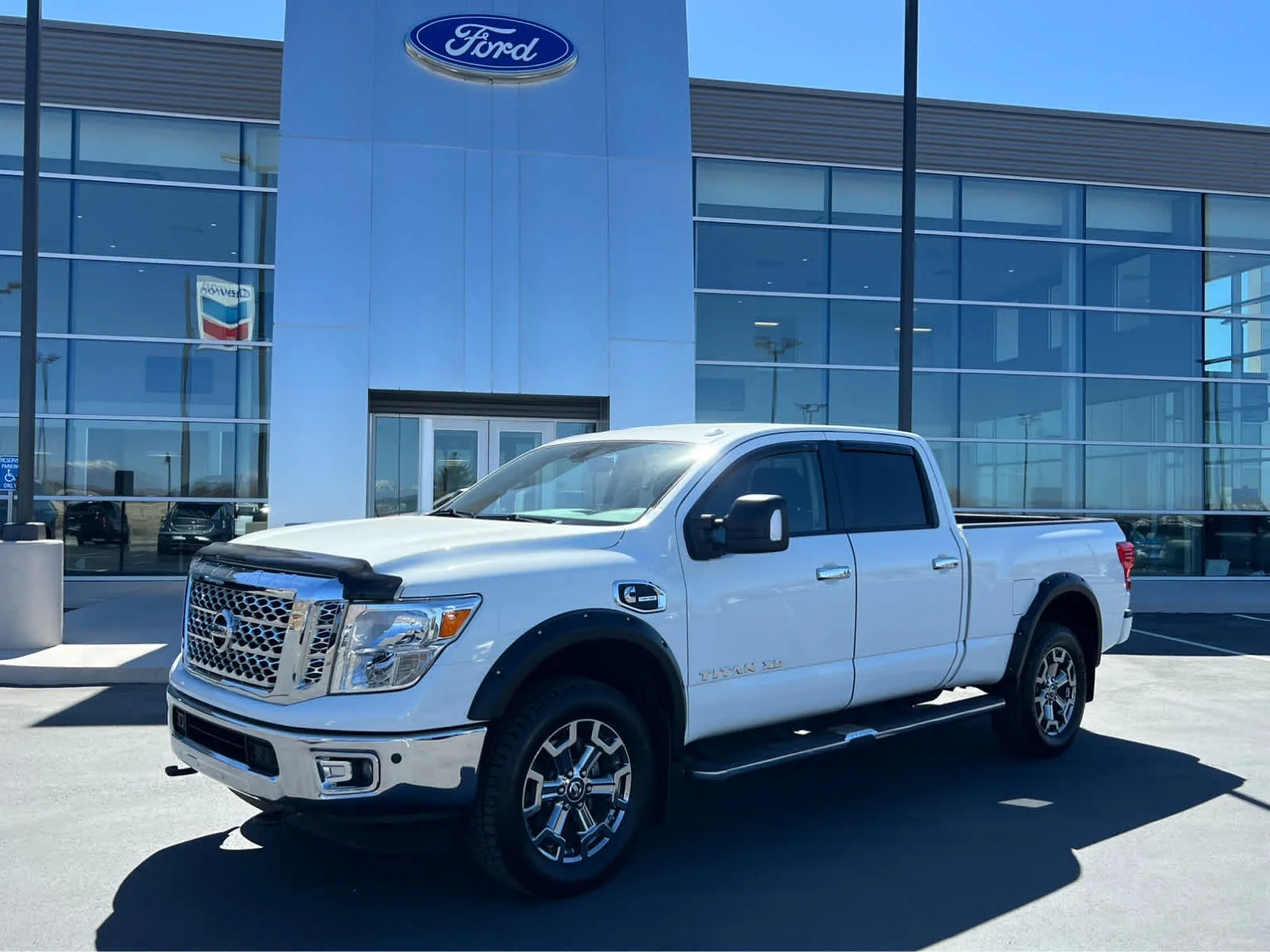 2017 Nissan Titan XD SV Diesel Crew Cab 4x4 SWB's photo