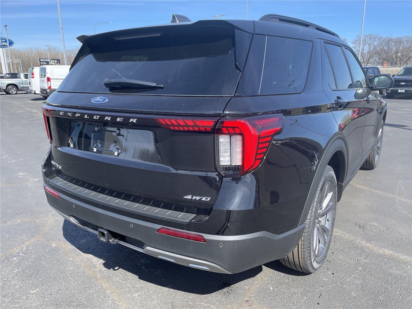 New 2026 Agate Black Metallic Ford Active image 37