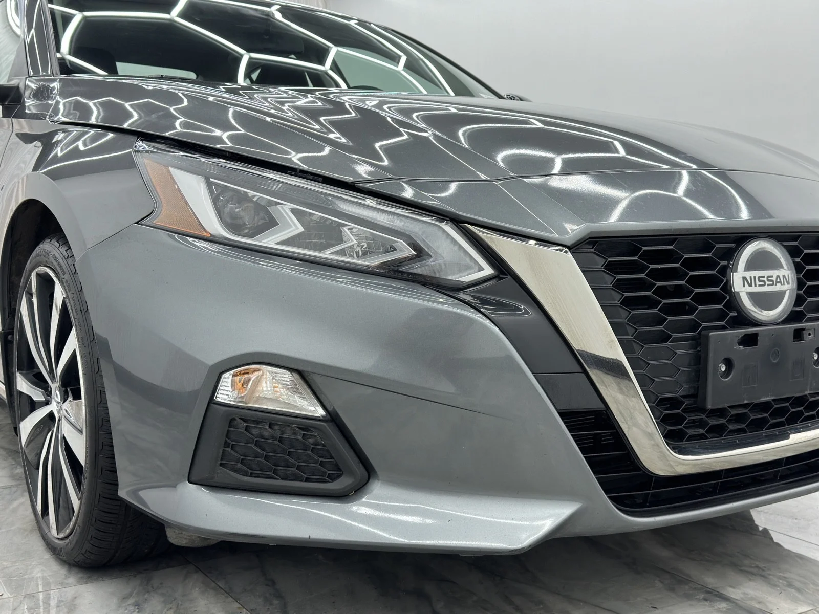 Used 2022 Gun Metallic Nissan 2.5 SR image 44
