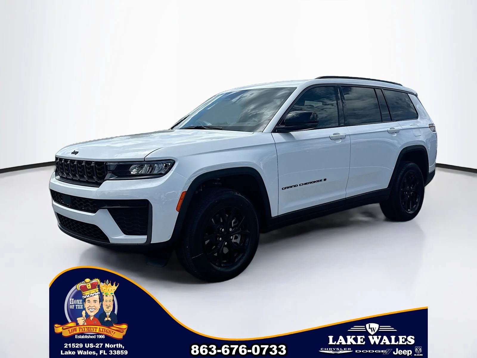 New 2026 Bright White Clear-Coat Exterior Paint Jeep Altitude image 2