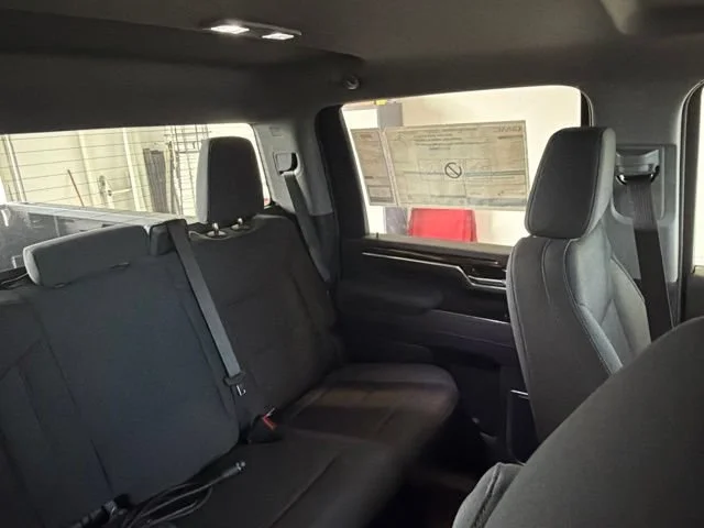 New 2026 Summit White GMC SLE image 28